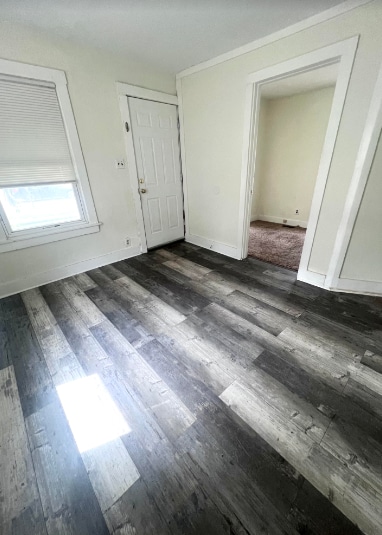 Building Photo - 213 S Homer St