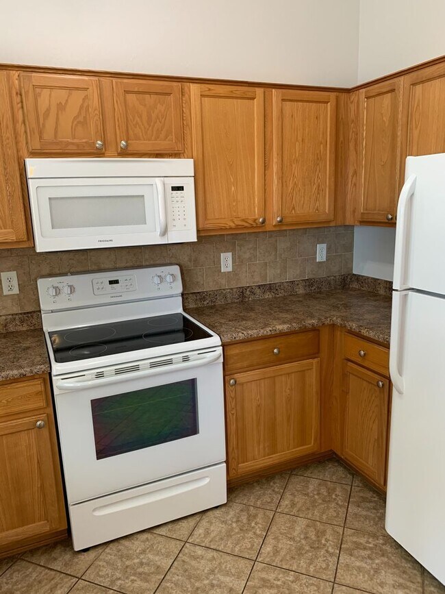 Foto del edificio - COMING SOON! Beautiful 3 Bed 2 Bath Home o...