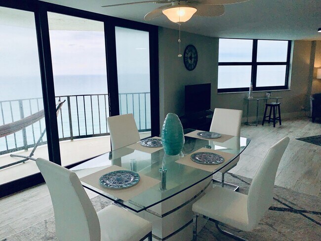 Foto del edificio - 5420 N Ocean Dr