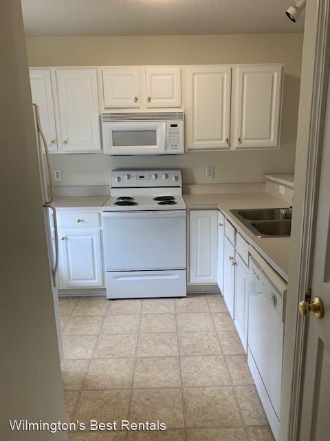 Building Photo - 4611 McClelland Dr