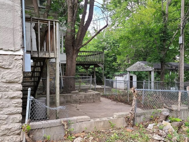 Foto del edificio - 3-bedroom, 2-bathroom home located in the heart of Kansas City, MO