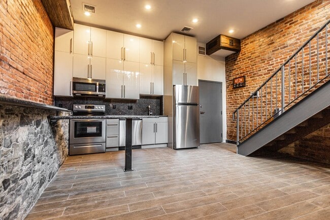 ALLSTON LUXURY 1BED / 1BATH NO BROKER FEE ... - ALLSTON LUXURY 1BED / 1BATH NO BROKER FEE ... Apartment