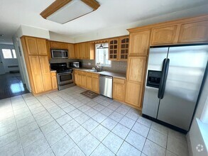 Building Photo - 153 Avenue B
