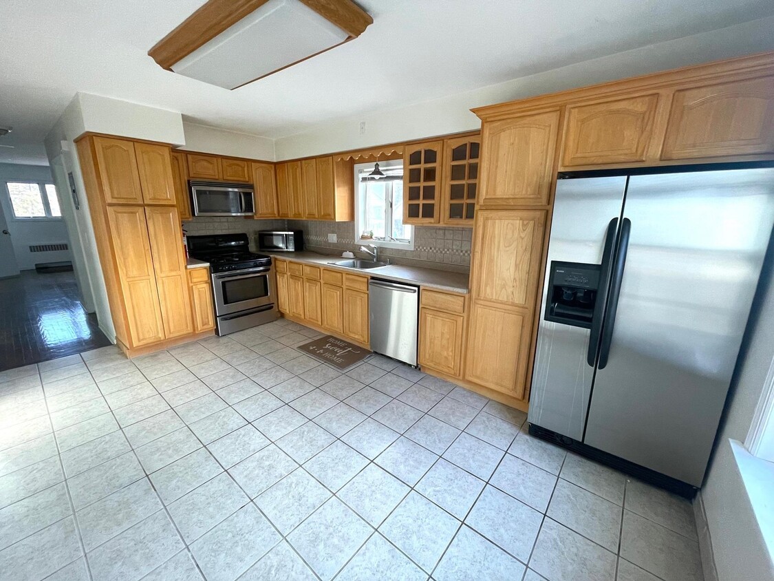 Primary Photo - 153 Avenue B