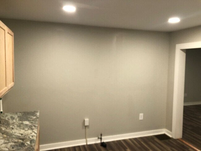 Foto del edificio - 506 - 731-733 Walnut Avenue