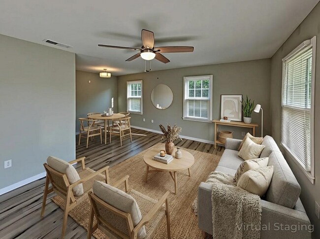 Foto del edificio - 3621 Firestone Dr