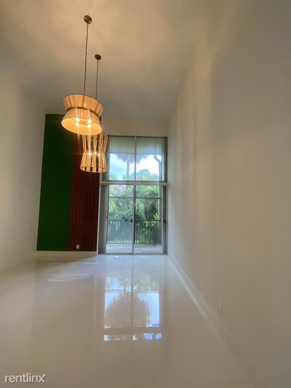 Building Photo - 3 br, 3 bath House - 20329 W Country Club ...