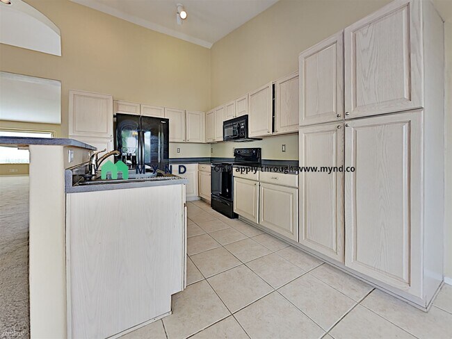 Building Photo - 3 br, 2 bath House - 15032 S 40th St