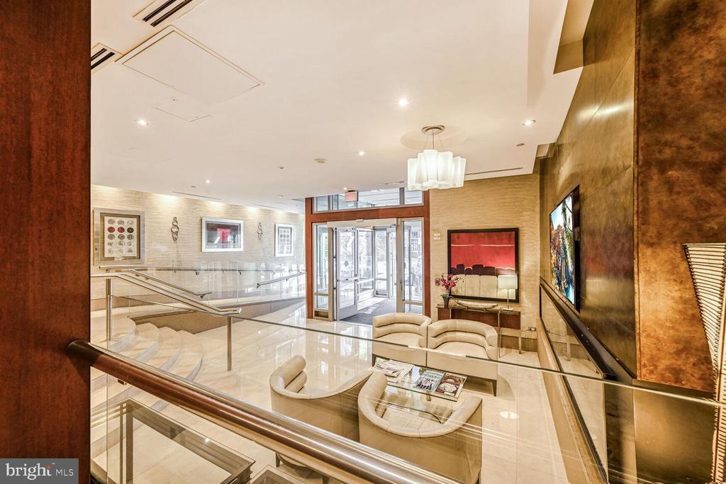 Foto principal - 811 4th St NW