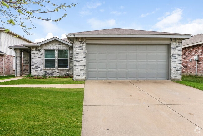 Building Photo - 4113 Hunters Creek Dr