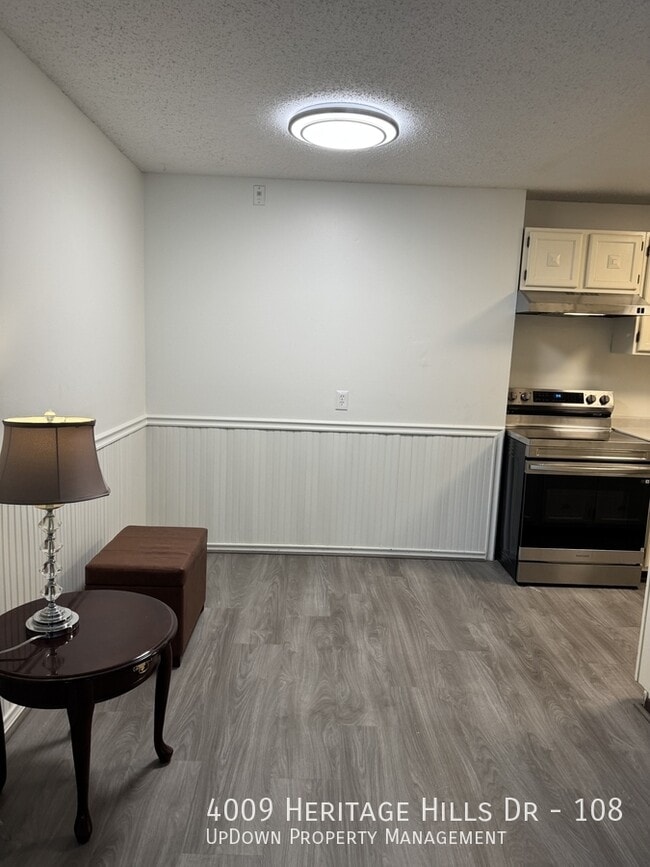Foto del edificio - 4009 Heritage Hills Dr