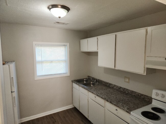 Foto del edificio - 1071 Hill St SE