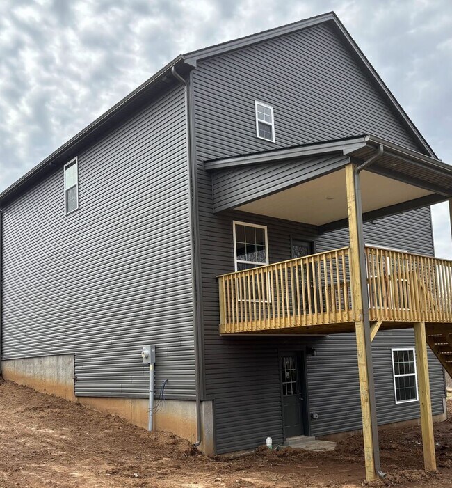Foto del edificio - Move-In Ready! The Bedford Hill by Ball Homes is Calling!