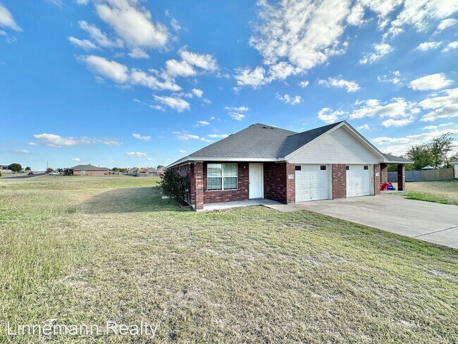 Building Photo - 3 br, 2 bath House - 5818 HAMZA Circle
