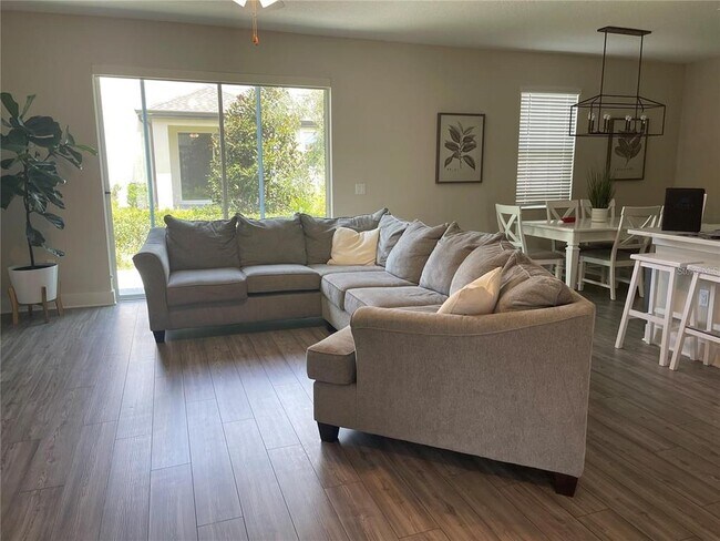 Foto del edificio - 7955 Boyden Way