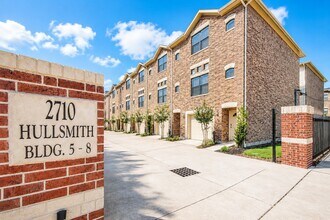 Building Photo - 2710 Hullsmith Dr