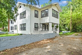 Building Photo - 3259 Carrollton Ave