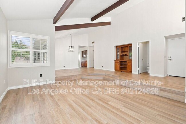 Foto del edificio - 5347 Indian Hills Dr