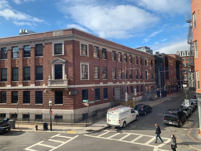 Foto del edificio - 123 Richmond St