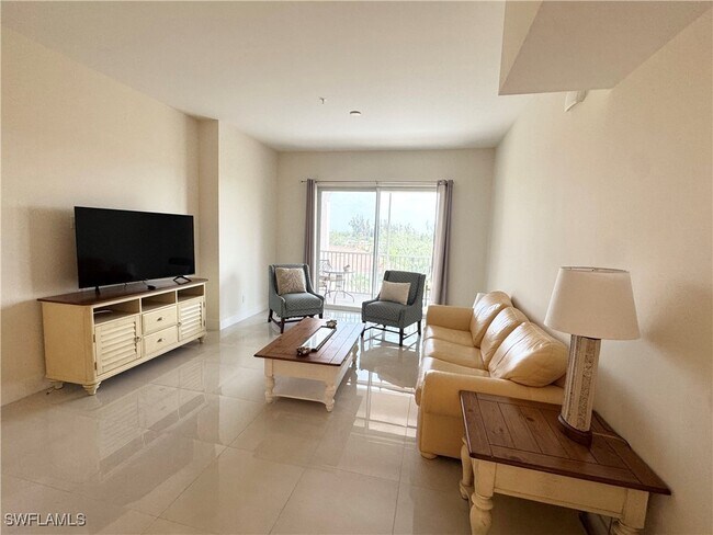 Foto del edificio - 15901 Pointe Cir