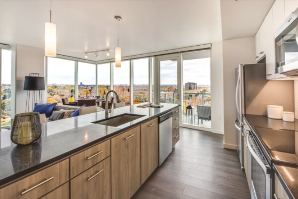 Foto del edificio - 185 S Corona St