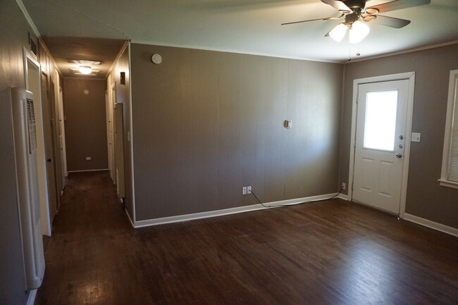 Building Photo - 3114 37th St