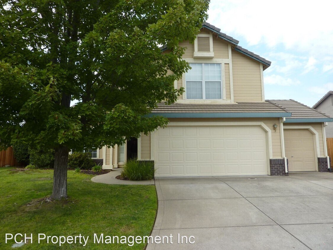 Primary Photo - 4 br, 3 bath House - 716 Sands Way