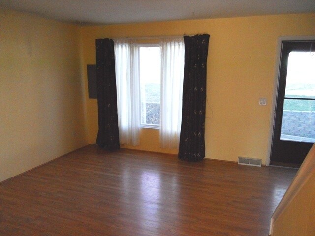 Foto del edificio - Three bedroom on Broadway in N. Boulder
