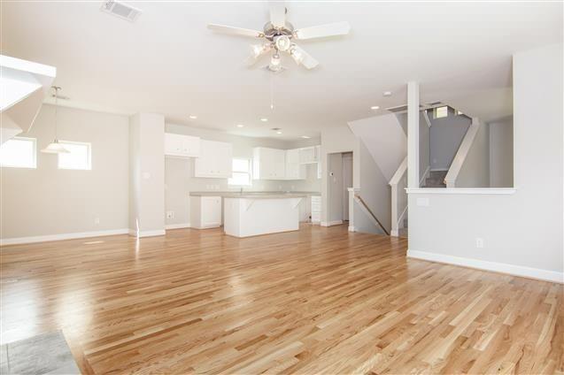 Foto del edificio - 11508 Main Pine Dr