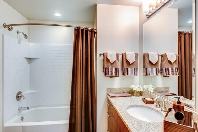 Foto del edificio - 2101 6th Ave