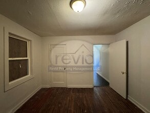 Building Photo - 734 Lane Ave
