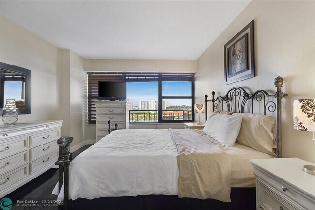 Foto del edificio - 3800 Galt Ocean Dr