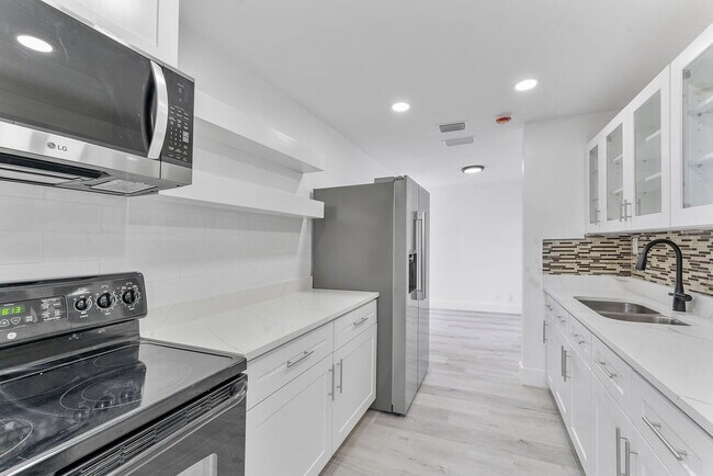 Foto del edificio - 120 NE 5th St