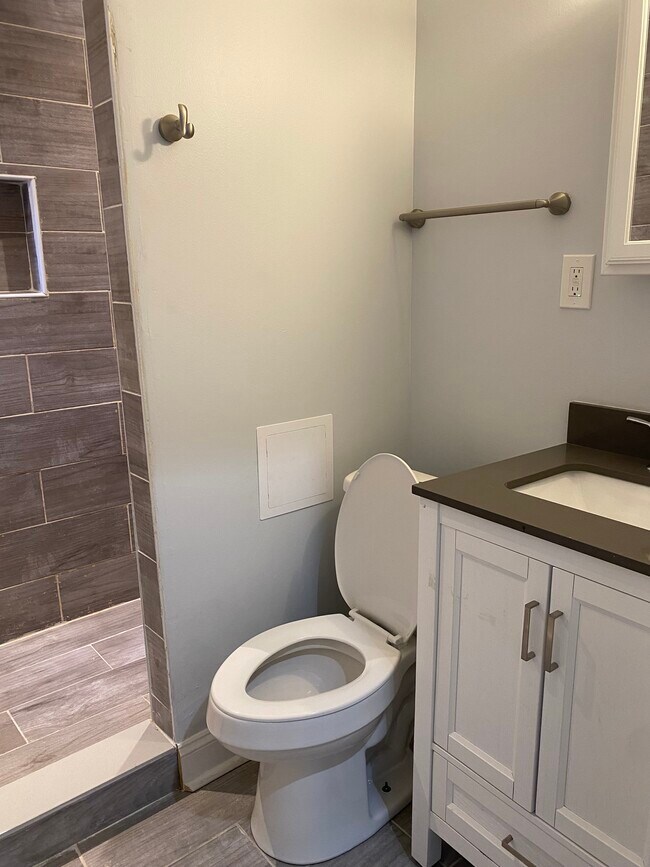 Bathroom - 1157 S 12th St