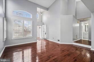 Building Photo - 13909 Lord Fairfax Pl