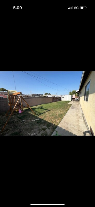 Foto del edificio - 1019 W Arbutus St