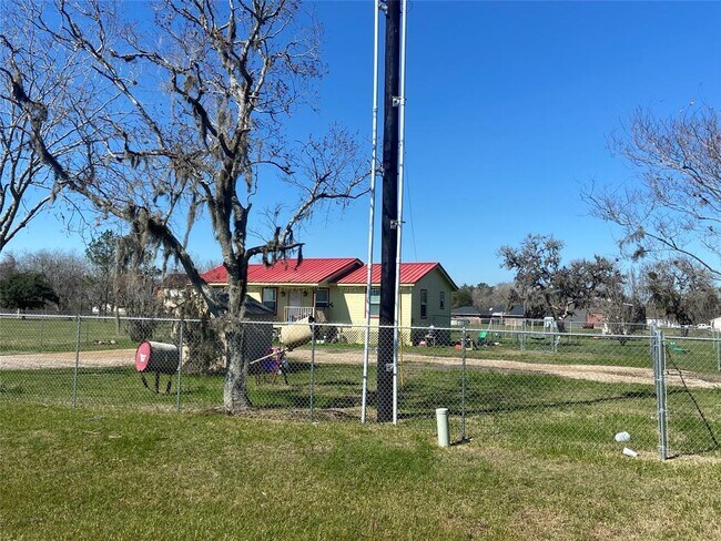 Foto del edificio - 7471 FM 457