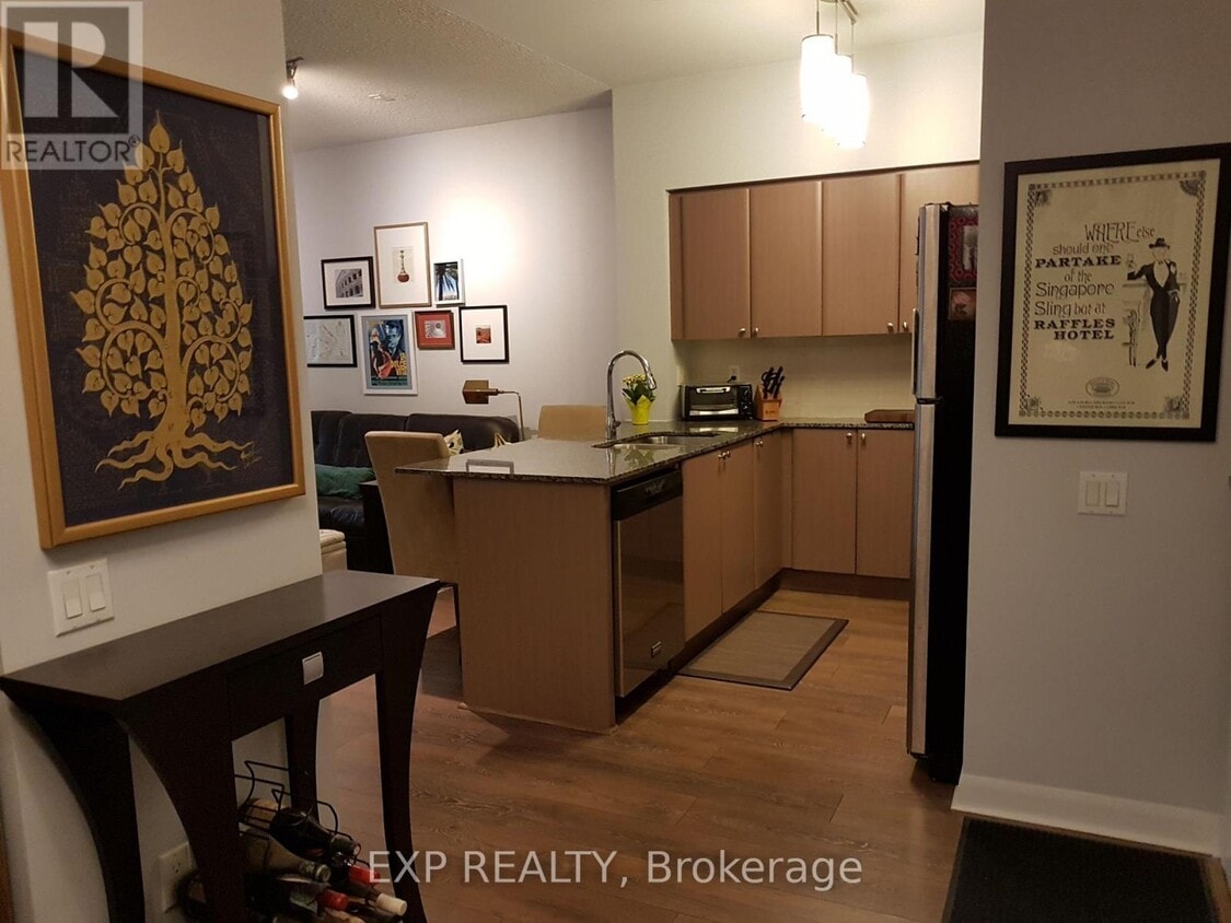 Photo principale - 525 Wilson Ave