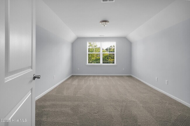 Foto del edificio - 916 Terraces Ln