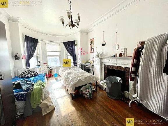 Building Photo - 73 Westland Ave