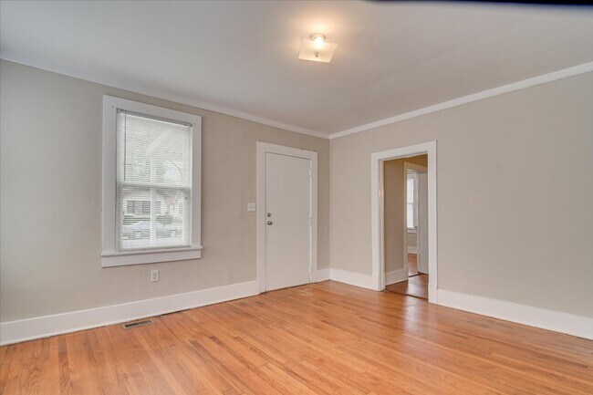 Foto del edificio - Cozy Cottage in Midtown!