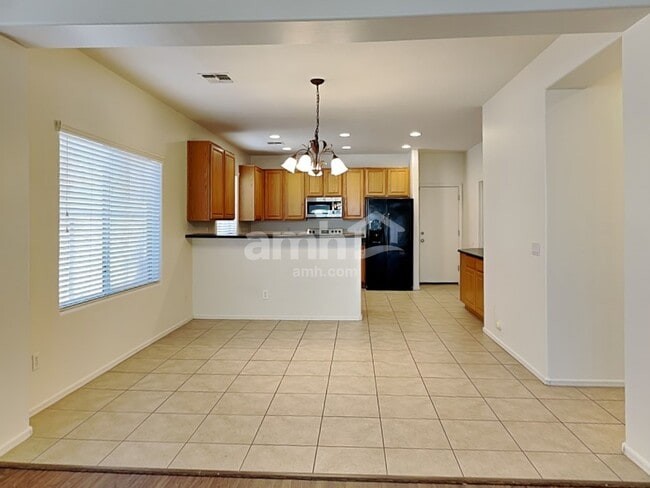 Building Photo - 16244 W Crenshaw Dr