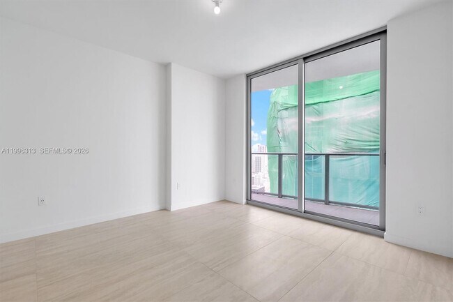 Foto del edificio - 77 SE 5th St