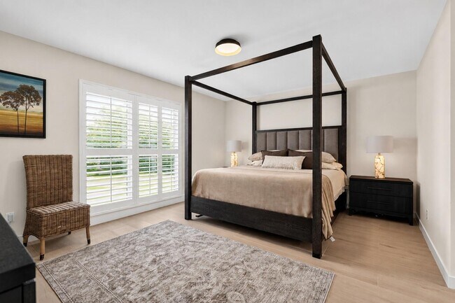Foto del edificio - 302 Brackenwood Cir