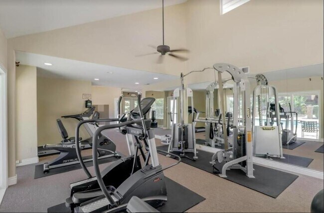 Foto del edificio - 464 Dempsey Rd