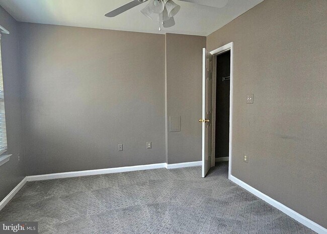 Building Photo - 46045 Marble Terrace