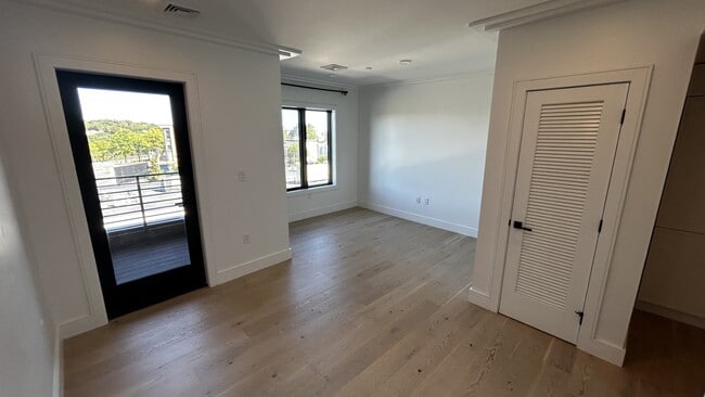 Foto del edificio - 50 Leo M Birmingham Pkwy