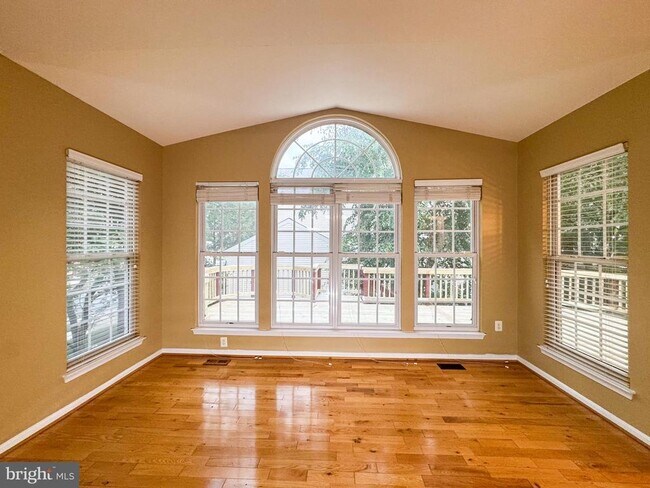 Foto del edificio - 43555 Hyland Hills St