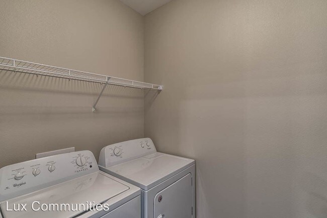 Foto del edificio - 2105 S Silverthorne Ave
