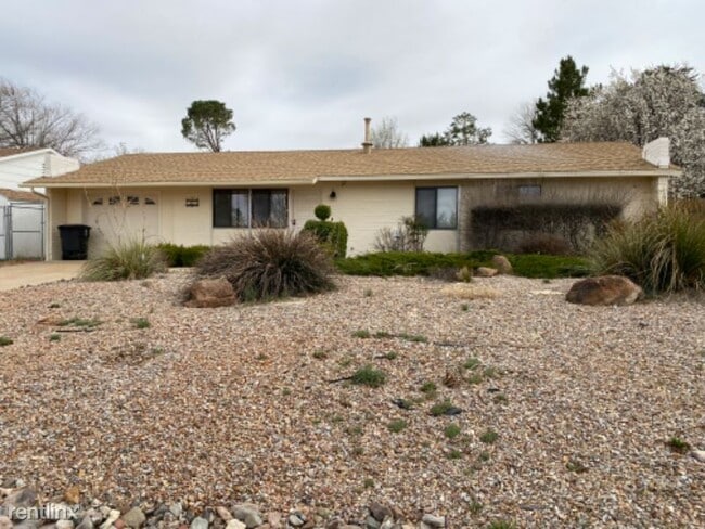 Building Photo - 3 br, 2 bath House - 305 Cuprite St